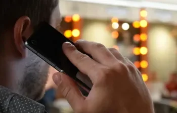 शराबी की एक काॅल से मच गया हड़कंप, फिर रातभर जंगलों की खाक छानती रही पुलिस, जानें क्या है मामला