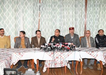 कांगड़ा कार्निवल में पैसे के लिए पत्र जारी हुआ तो आधिकारिक खाता नंबर क्यों नहीं दिया गया