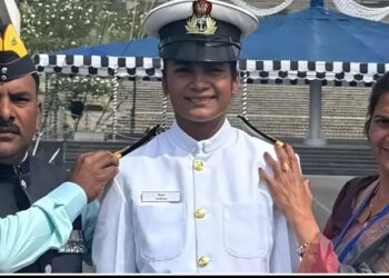 परिवार की तीसरी पीढ़ी करेगी देश सेवा, वर्दी के लिए छोड़ा 12 लाख का पैकेज