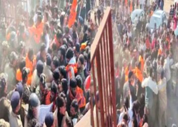 हिमाचल में ABVP का विरोध प्रदर्शन, पुलिस ने किया मामूली लाठीचार्ज