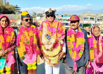 Himachal: 12 लाख का पैकेज छोड़ मंडी की बेटी ने चुना देश सेवा का रास्ता, नौसेना में बनी लैफ्टिनैंट