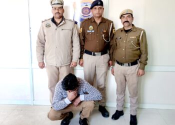 शाहपुर में ”सफेद जहर” की खेप बरामद, पुलिस ने अमृतसर का तस्कर किया गिरफ्तार