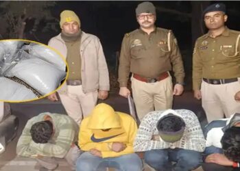 कार में घूम रहे थे चार दोस्त, डैशबोर्ड के अंदर छुपाया था चिट्टा- नाके पर पुलिस ने पकड़ा