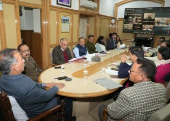 मुख्यमंत्री ने लम्बित तक़सीम मामलों के शीघ्र समाधान के लिए सप्ताह में तीन दिन सुनवाई करने के दिए निर्देश