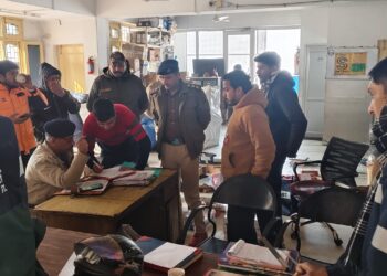 चिट्टा-मुक्त हिमाचल अभियान के तहत हिमाचल पुलिस की बड़ी कार्रवाई राज्यभर में 433 कूरियर केंद्रों की जांच