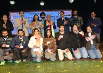 राष्ट्रीय मतदाता दिवस पर राज्य स्तरीय कार्यक्रम में राज्यपाल ने विशेष गहन पुनरीक्षण के प्रति जागरूकता बढ़ाने का आह्वान किया