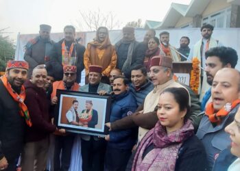 “वोट हमारा मौलिक अधिकार, एसआईआर से लोकतंत्र होगा और मजबूत, घुसपैठियों को वोट का अधिकार देश के साथ धोखा” : डॉ. राजीव बिंदल