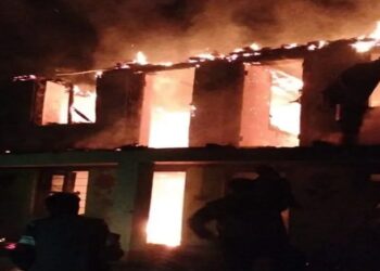 बीमारी से जूझ रहे राम सिंह का आशियाना जलकर हुआ राख, लाखों का नुकसान