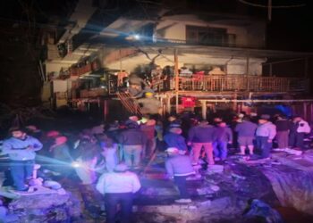 मकान में लगी आग, 40 लाख की संपत्ति जल कर राख