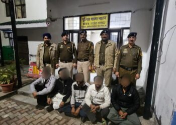 नाहन में शादी समारोह के दौरान हिंसक झड़प, हरियाणा से आए पाँच युवक गिरफ्तार , मारकंडा पुल के पास हथियारों से हमला, दो आरोपी फरार, स्विफ्ट कार बरामद