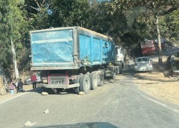 नाहन में आंखें मूंदे बैठे DC–SP–RTO? गृह क्षेत्र में ही ओवरलोड डंपरों का आतंक