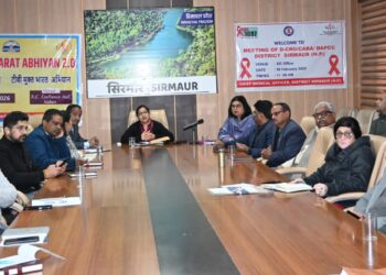 सिरमौर को टीबी मुक्त बनाने के लिए सभी विभाग मिलकर करे कार्य-उपायुक्त