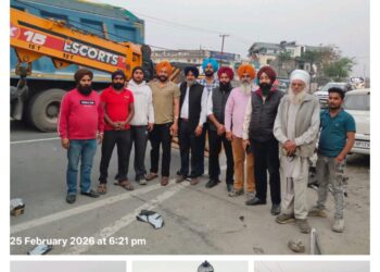 पांवटा साहिब : सिख युवाओं द्वारा 40 फीट ऊंचा गुरु गोविंद सिंह मार्ग गेट किया गया रिपेयर