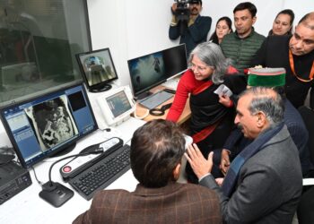 मुख्यमंत्री ने आईजीएमसी शिमला में अत्याधुनिक 3 टेस्ला एमआरआई मशीन का शुभारम्भ किया