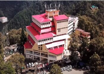 Shimla: HPU में पुरुष अनुबंध कर्मचारियों को भी मिलेगा 15 दिन का पितृत्व अवकाश