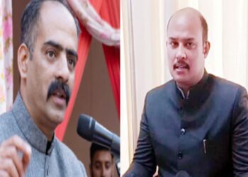 Shimla: कांग्रेस की अनुराग को चुनौती, 20 साल पहले RDG बंद करने की चिट्ठी दिखाएं