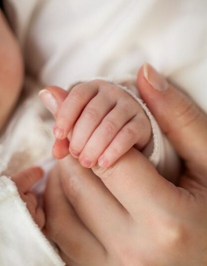 सिरमौर: HRTC बस बनी ‘लेबर रूम’: गूंजी नन्ही बच्ची की किलकारी- गर्भवती के लिए फरिश्ता बनी सवारियां