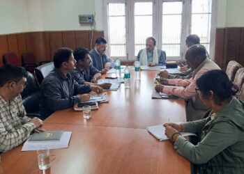 Sirmour: राष्ट्रीय खाद्य सुरक्षा अधिनियम 2013 के नियमों की प्रभावी पालना सुनिश्चित करने के लिए नाहन में समीक्षा बैठक आयोजन