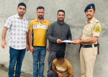 जिला सिरमौर पुलिस ने एक व्यक्ति से स्मैक/हैरोईन बरामद की व मादक पदार्थ अधिनियम में अभियोग पंजीकृत