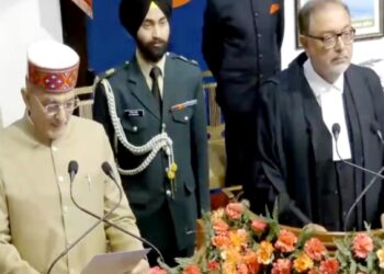 कविंद्र गुप्ता बने प्रदेश के 30वें राज्यपाल, लोकभवन में हाईकोर्ट के मुख्य न्यायाधीश ने दिलाई शपथ