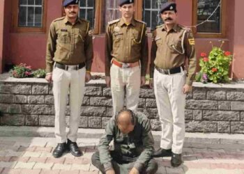 डेढ़ महीने बाद पुलिस के हाथ लगा ये ‘सीरियल चोर’, 12 मामलों का निकला आरोपी