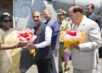राष्ट्रपति द्रौपदी मुर्मू के शिमला आगमन पर हुआ भव्य स्वागत हिमाचल प्रदेश के पांच दिवसीय दौरे की शुरुआत