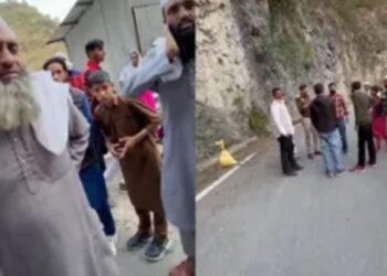शिमला में सड़क पर नमाज पढ़ने को लेकर हंगामा, स्थानीय लोगों ने रोका और लगवाए ‘भारत माता की जय’ के नारे