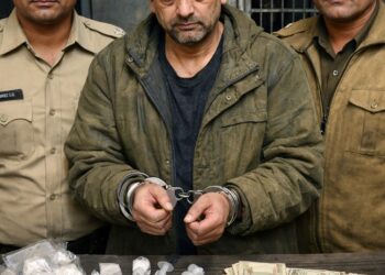 सिरमौर में स्मैक तस्करी में लिप्त  डॉक्टर गिरफ्तार ,  खुद भी नशे का आदी है आरोपी डॉक्टर