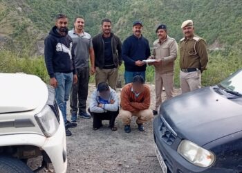 जिला सिरमौर पुलिस द्वारा नशा के खिलाफ चलाए जा रहे अभियान के दौरान डिटेक्शन सेल नाहन ने नोहराधार-राजगढ़ रोड पर बड़ी कार्रवाई करते हुए 10.54 ग्राम हेरोइन/चिट्टा बरामद कर दो आरोपियों को गिरफ्तार किया है।