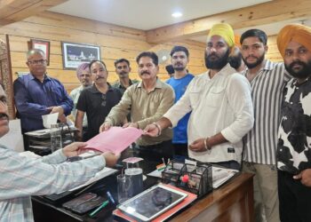 पांवटा साहिब: वार्ड नंबर 01 से अवतार सिंह गोल्डी  ने किया नामांकन