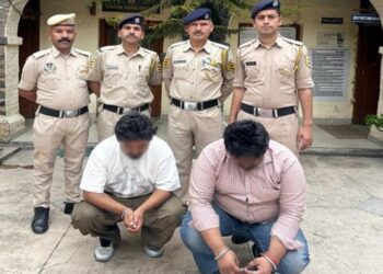 Shimla: डिलीवरी देने से पहले ही धरे गए तस्कर, चिट्टे और नकदी के साथ पंजाब के 2 युवक गिरफ्तार
