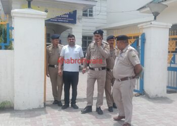 पांवटा साहिब : पुलिसकर्मी की पिटाई करने वाले आरोपी फरमान को 2 दिन का पुलिस रिमांड , तिरुपति फार्मा में पनप रहे बाहरी राज्यों के गुंडे
