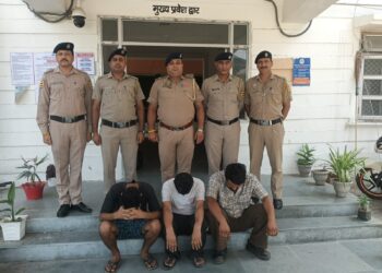 पांवटा साहिब : 9.22 ग्राम चिट्ठे ( स्मैक) सहित तीन आरोपी गिरफ्तार , बिजली बोर्ड में लाइनमैन है मुख्य आरोपी