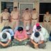Solan : हाई-प्रोफाइल जुए के अड्डे पर पुलिस की रेड, दिल्ली की महिला समेत 6 राज्यों के 10 जुआरी गिरफ्तार