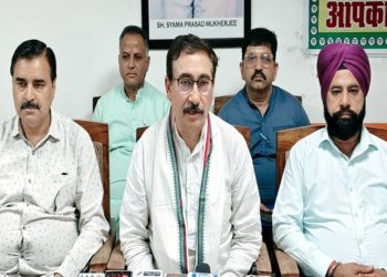 ”पक्की नौकरी का किया था वायदा, अब स्टाइपैंड के नाम पर युवाओं को छल रही कांग्रेस”, सुक्खू सरकार पर बरसे विपिन परमार