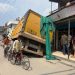 देवीनगर में बड़ा हादसा टला: शनि मंदिर के पास अनियंत्रित ट्रक घर में घुसा, मची अफरा-तफरी
