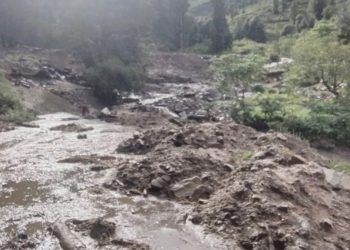 Shimla: बादल फटने से बांद्रली खड्ड में भारी तबाही, खेल मैदान व श्मशानघाट पूरी तरह क्षतिग्रस्त
