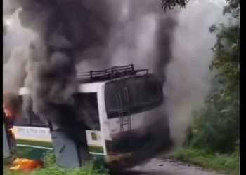 BREAKING: हिमाचल में सवारियों से भरी HRTC बस में लगी आग, लोगों में मची अफरातफरा….