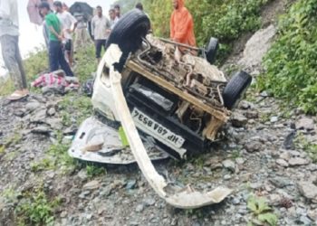 हिमाचल में बड़ा हादसा, भरमौर-पठानकोट हाईवे पर खाई में गिरी कार; पांच लोगों की दर्दनाक मौत