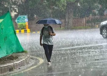 हिमाचल के इन पांच जिलों में आज भारी बारिश का येलो अलर्ट, घर से निकलने से पहले देख लें मौसम रिपोर्ट