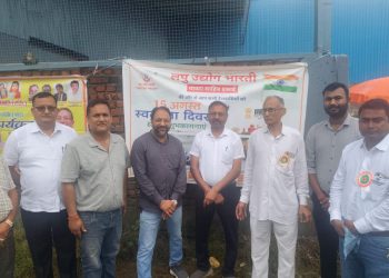 स्वतंत्रता दिवस पर बालाजी बैटरीज लिमिटेड और लघु उद्योग भारती पांवटा चैप्टर द्वारा वृक्षारोपण अभियान