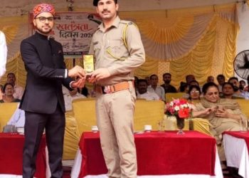 पांवटा साहिब : बेहतरीन कार्य के लिए स्वतंत्रता दिवस पर फॉरेस्ट गार्ड अर्जुन सिंह को किया गया सम्मानित
