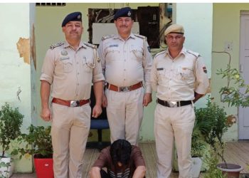 Solan: शराब के नशे में युवक ने दोस्तों पर किया चाकू और बोतल से हमला, एक गंभीर रूप से घायल