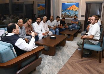 पांवटा साहिब से बीजेपी नेता अध्यक्ष मदन मोहन शर्मा ने जेपी नड्डा से की मुलाकात