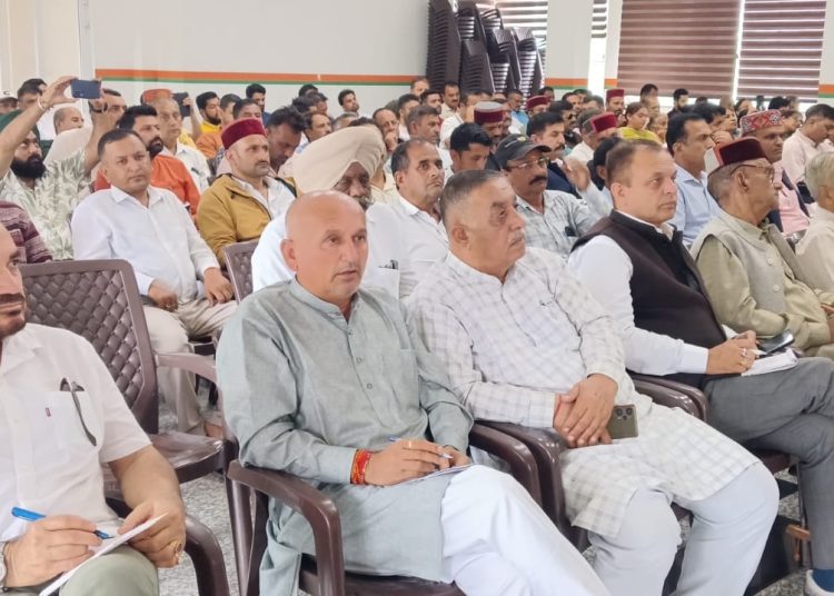 शिक्षा और स्वास्थ्य व्यवस्था का कांग्रेस सरकार ने किया बंटाधार, 3500 सिंगल टीचर स्कूल और 150 से अधिक स्कूलों में एक भी अध्यापक नहीं : डॉ. राजीव बिंदल