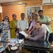पंचायत बैठक में सदस्यों को बाहर निकालने का आरोप, प्रधान के खिलाफ शिकायत