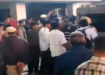 Shimla: एचपीयू में एक बार फिर छात्र संगठनों के बीच हुई झड़प, 7 गिरफ्तार