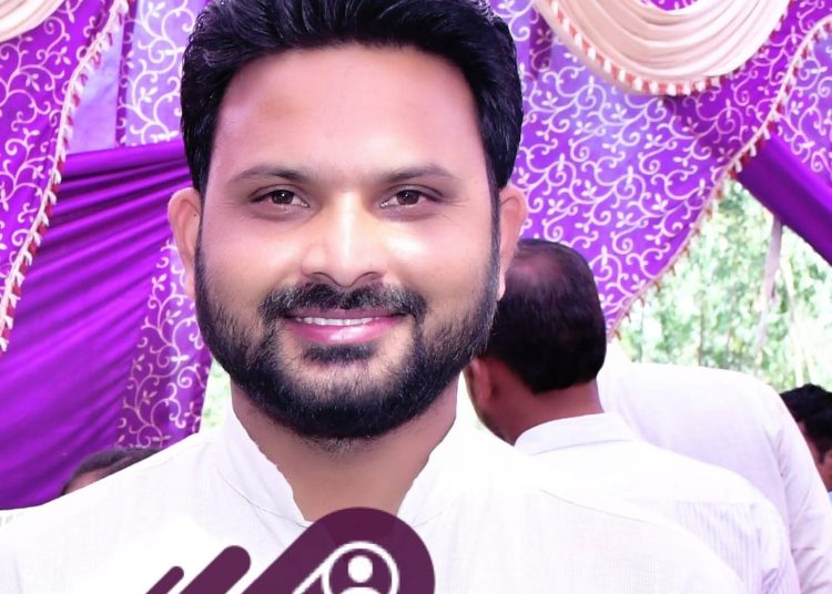 पांवटा साहिब : भाजपा नेताओं ने नाज़र अली के निधन किया दुख व्यक्त , अंतिम विदाई पर पहुंची हजारों लोगों की भीड़ , मिश्रवाला के कब्रिस्तान में किया गया सुपुर्द-ए-खाक 