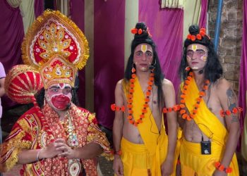 पांवटा साहिब : बद्रीनगर की रामलीला में रावण-अंगद संवाद ने लूटी वाहवाही, जय श्रीराम के जयकारों से गूंजा पंडाल