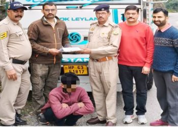राजगढ़ में ट्रक से 5.55 ग्राम चिट्टा और 37,500 की नकदी बरामद, चालक गिरफ्तार